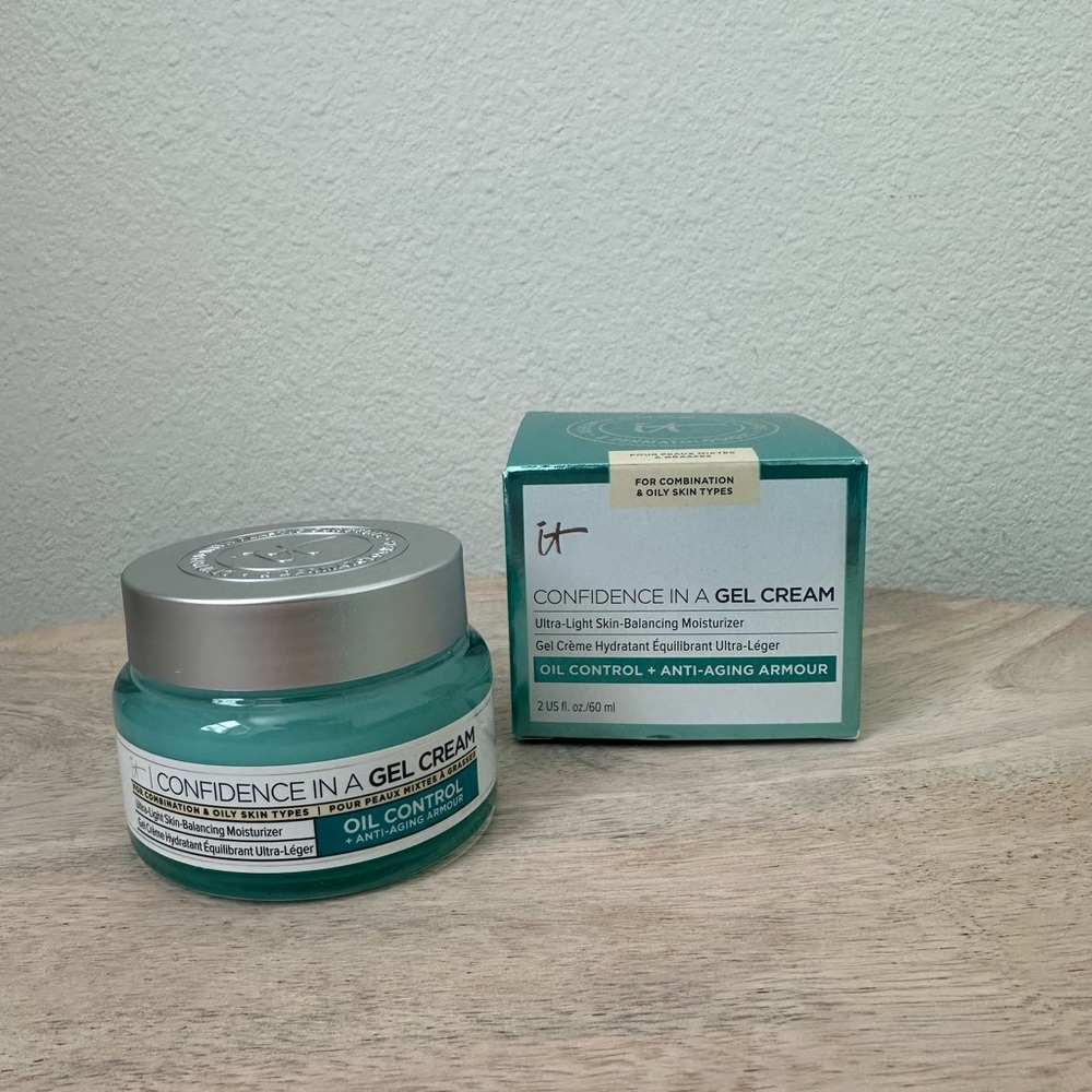 New It Cosmetics Confidence in a Gel Cream Oil-Free Moisturizer 2 US FL Oz.